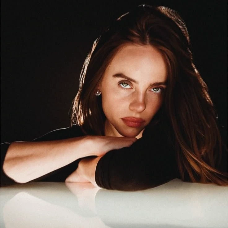 Billie Eilish Pirata Baird O'Connell thumbnail