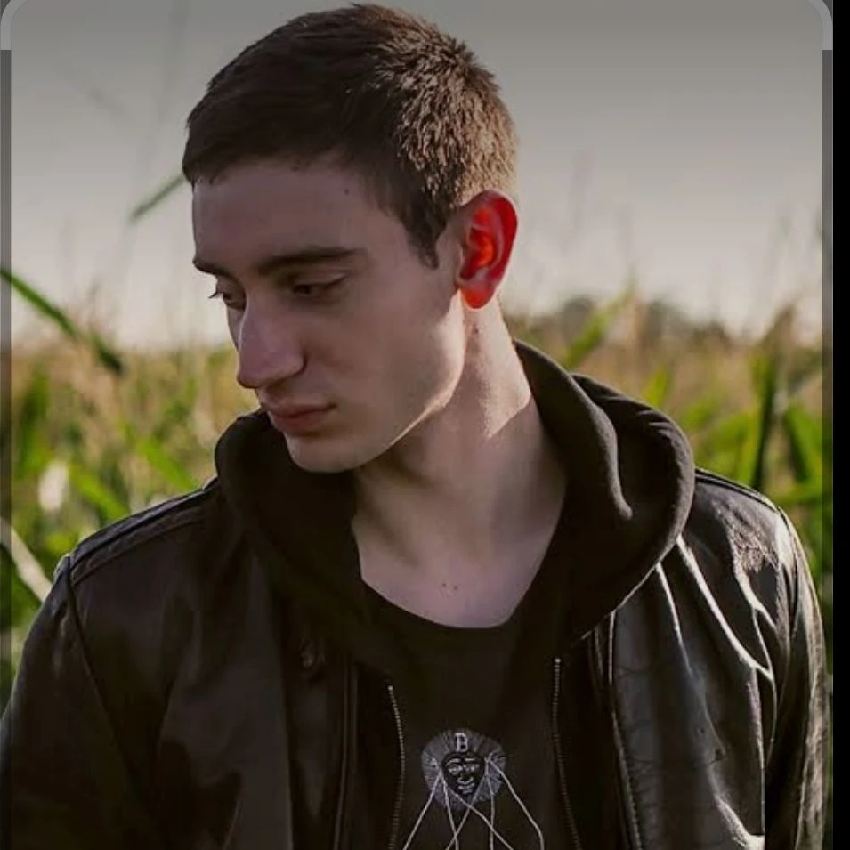 Oliver Larsson thumbnail