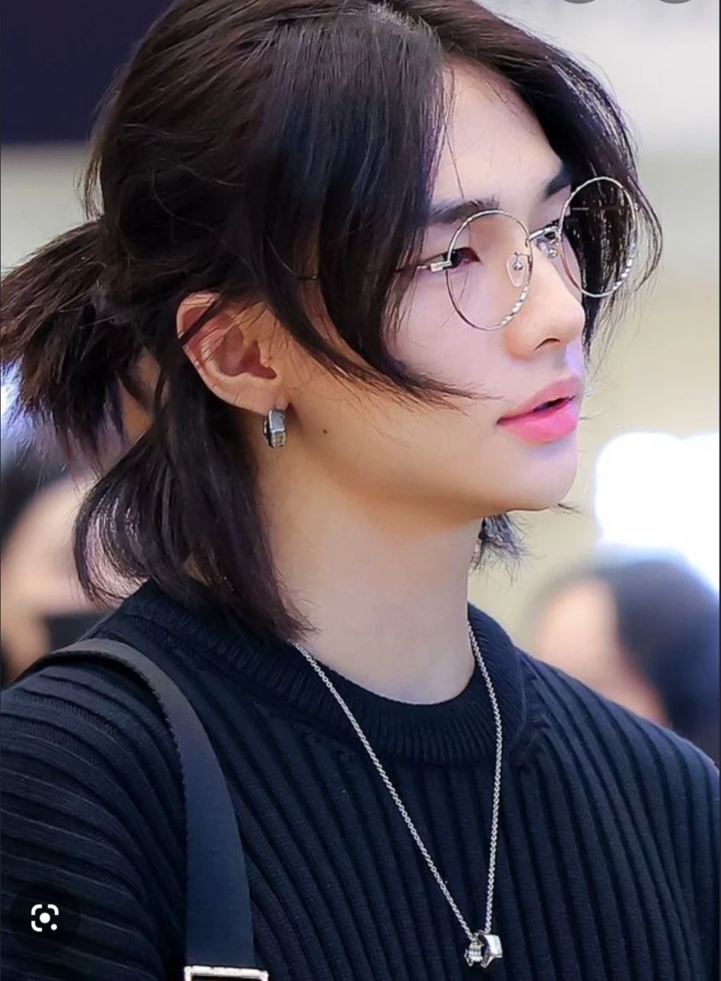 hwang hyunjin thumbnail