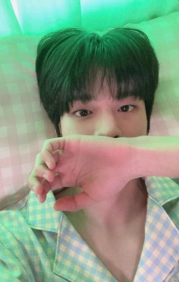 SEUNGMIN thumbnail