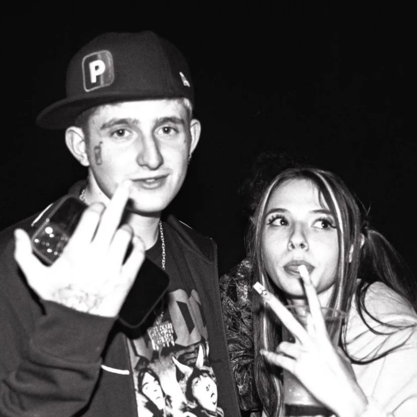 Sara y Dylan thumbnail