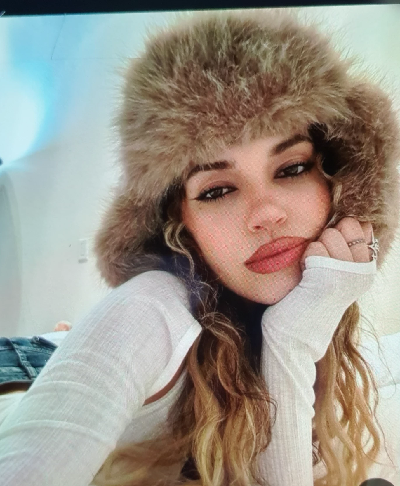 Daniela thumbnail