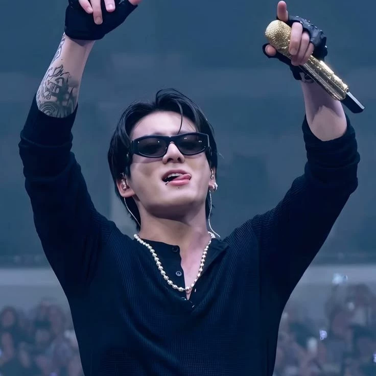 Jeon Jungkook thumbnail