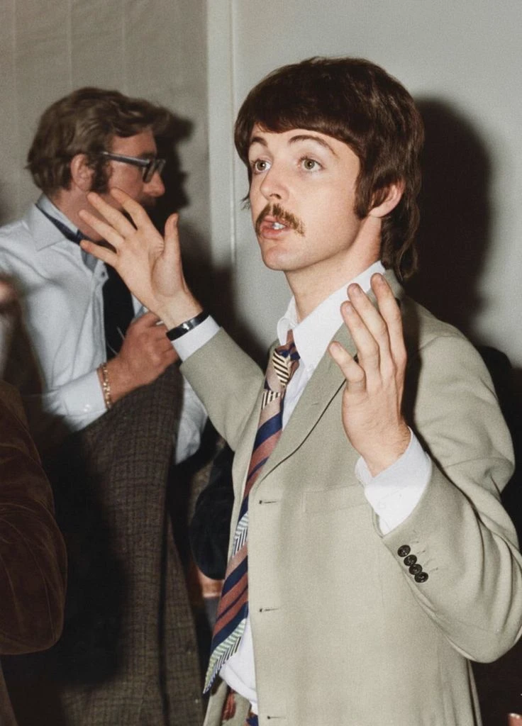 Paul McCartney thumbnail