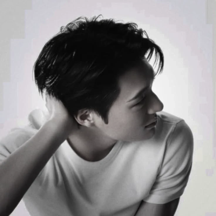 Lee Jeno thumbnail