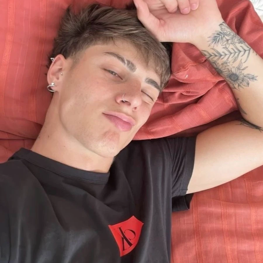 Leandro thumbnail