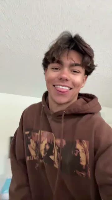 Malachi Barton  thumbnail