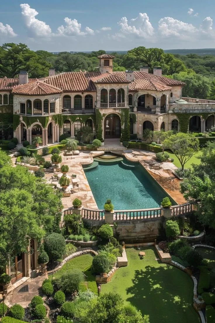 Bianchi- Adoptive family. thumbnail
