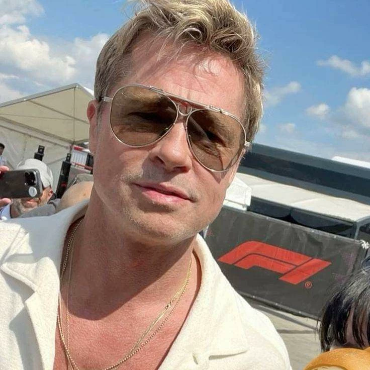 Brad Pitt thumbnail