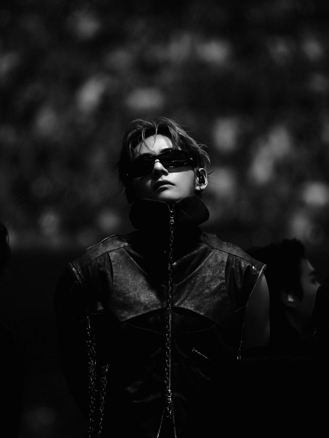 KIM TAEHYUNG thumbnail