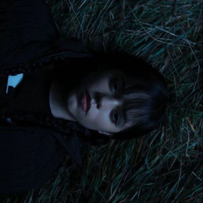 Merlina Addams thumbnail