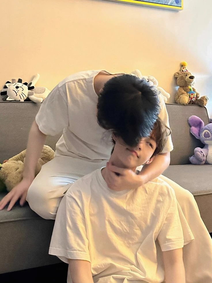 Samuel and Daniel thumbnail