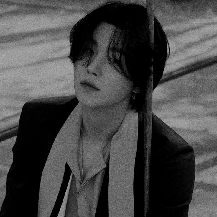 Min Yoongi thumbnail