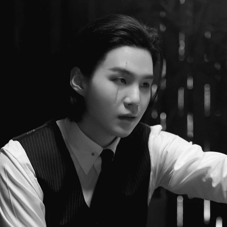 Min Yoongi thumbnail