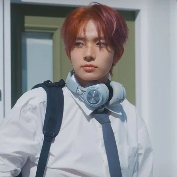 Lee Heeseung thumbnail