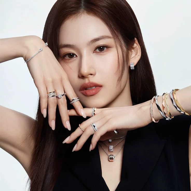 Sana minatozaki 💕 \| GL-WLW, GIRLS ONLY! thumbnail
