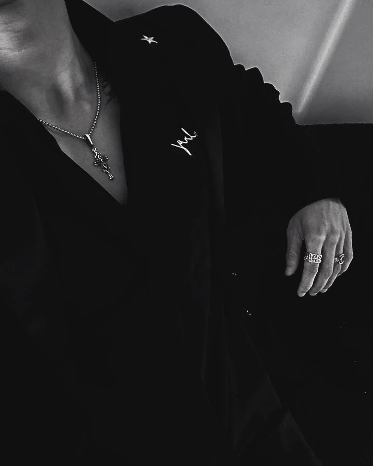 💙𝐀𝐘𝐍𝐄\|•DIRECTOR thumbnail