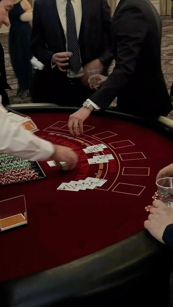 Adrian Moretti thumbnail