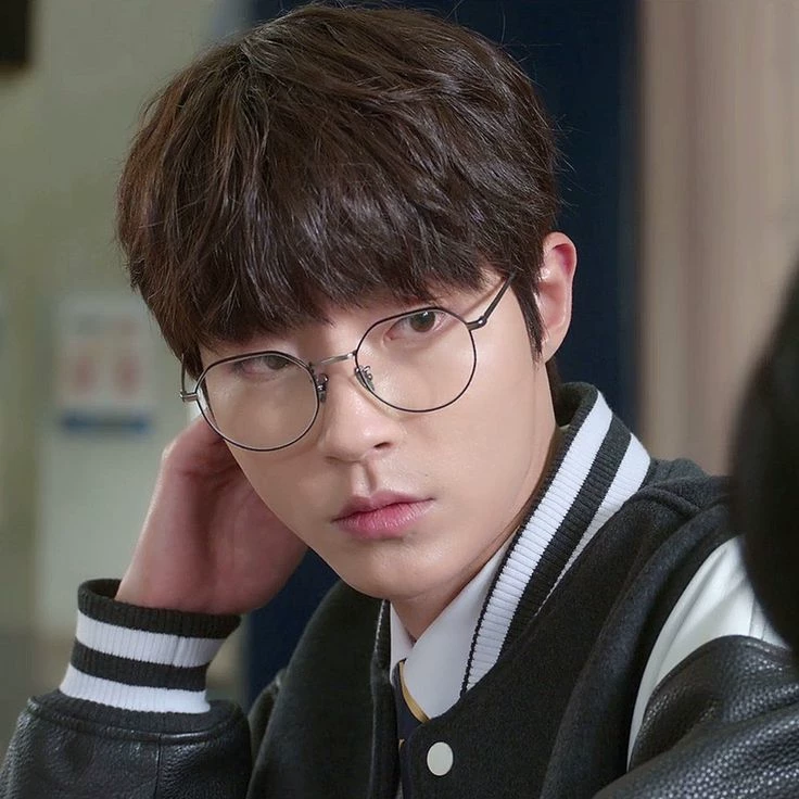 Hwang In-yeop thumbnail