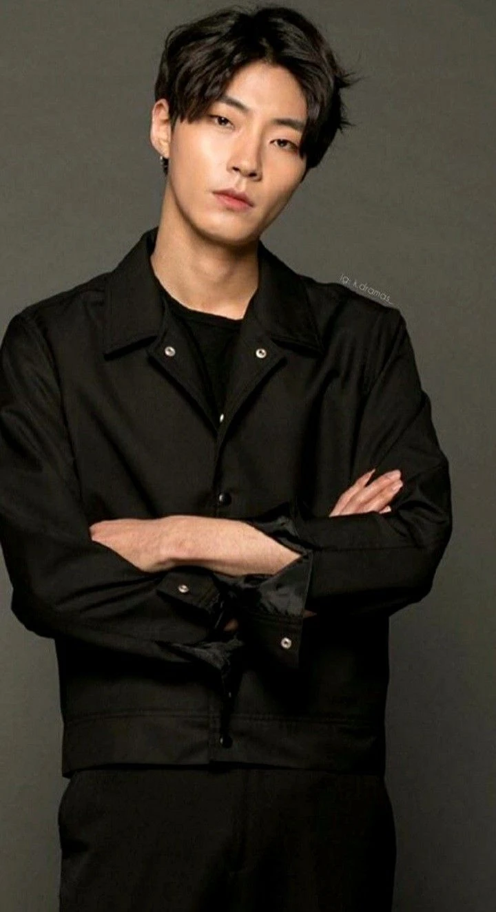 Hwang In-yeop thumbnail