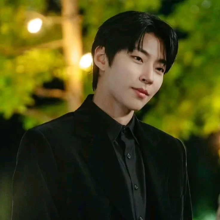 Hwang In-yeop thumbnail