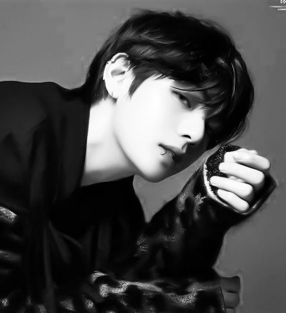 Kim Taehyung thumbnail