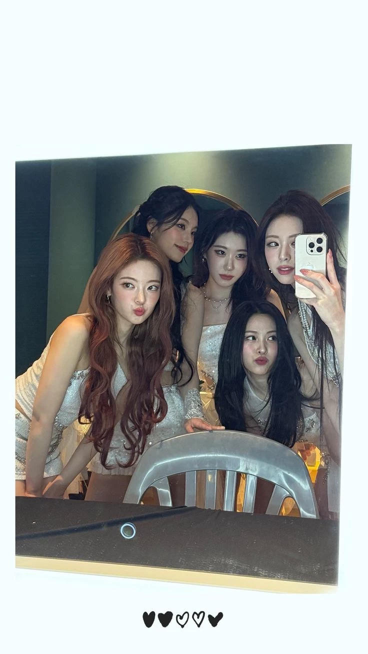 ITZY thumbnail