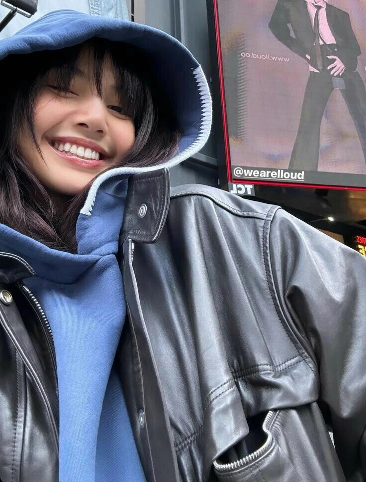 Lisa Manobal thumbnail