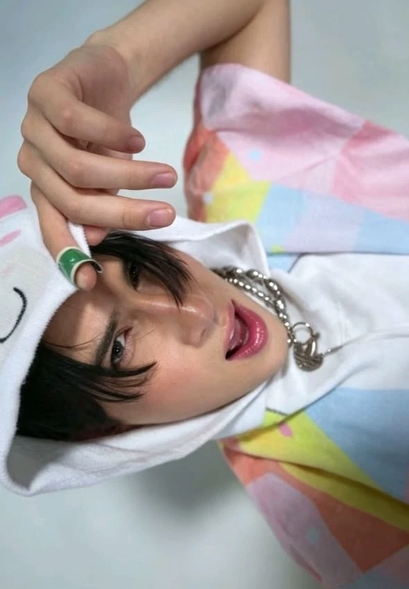 Alejandro  thumbnail