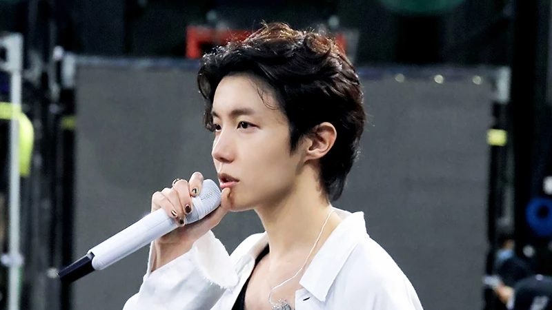 jung hoseok thumbnail