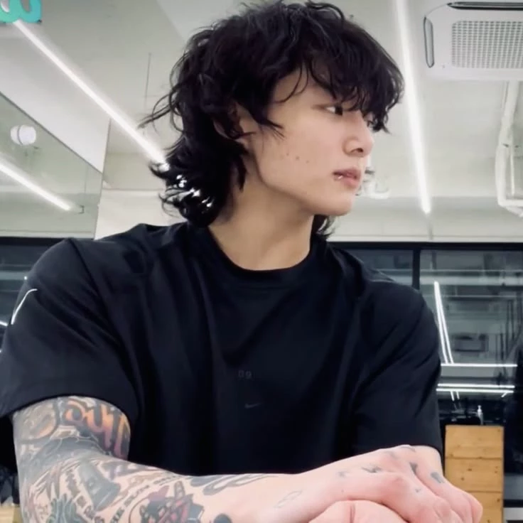 Jeon Jungkook thumbnail