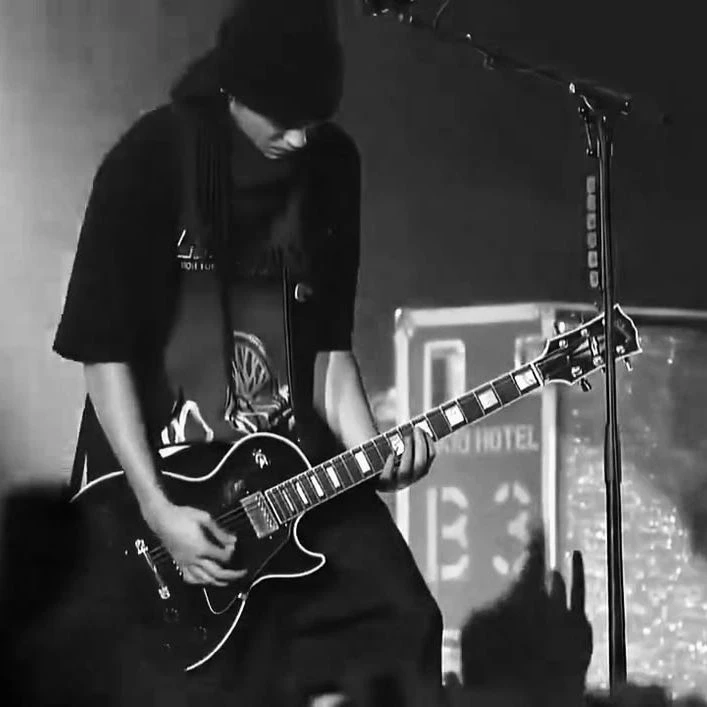 Tom Kaulitz thumbnail