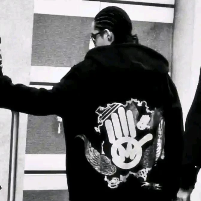 Tom kaulitz thumbnail