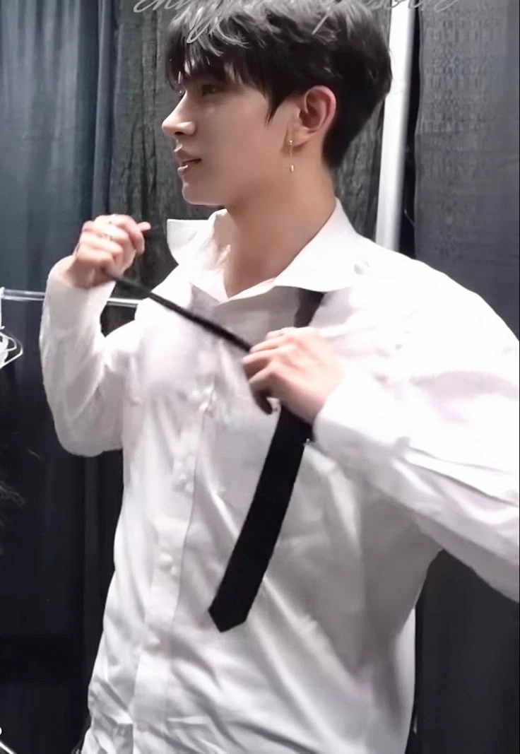 Lee Heeseung thumbnail