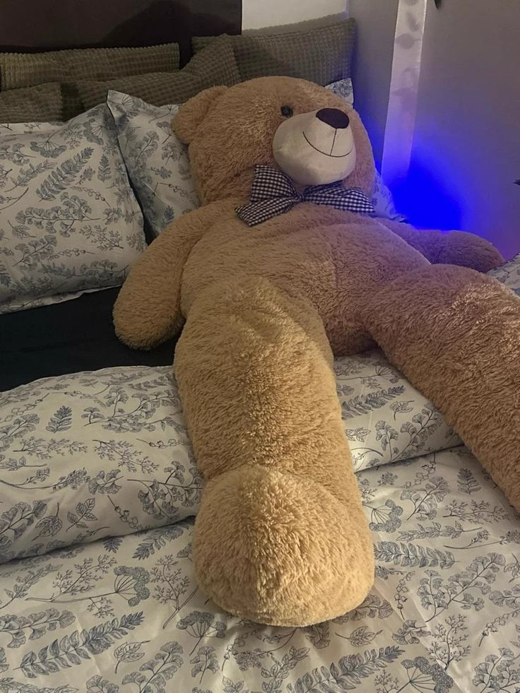 do you hear your crush's voice on the bear??? thumbnail