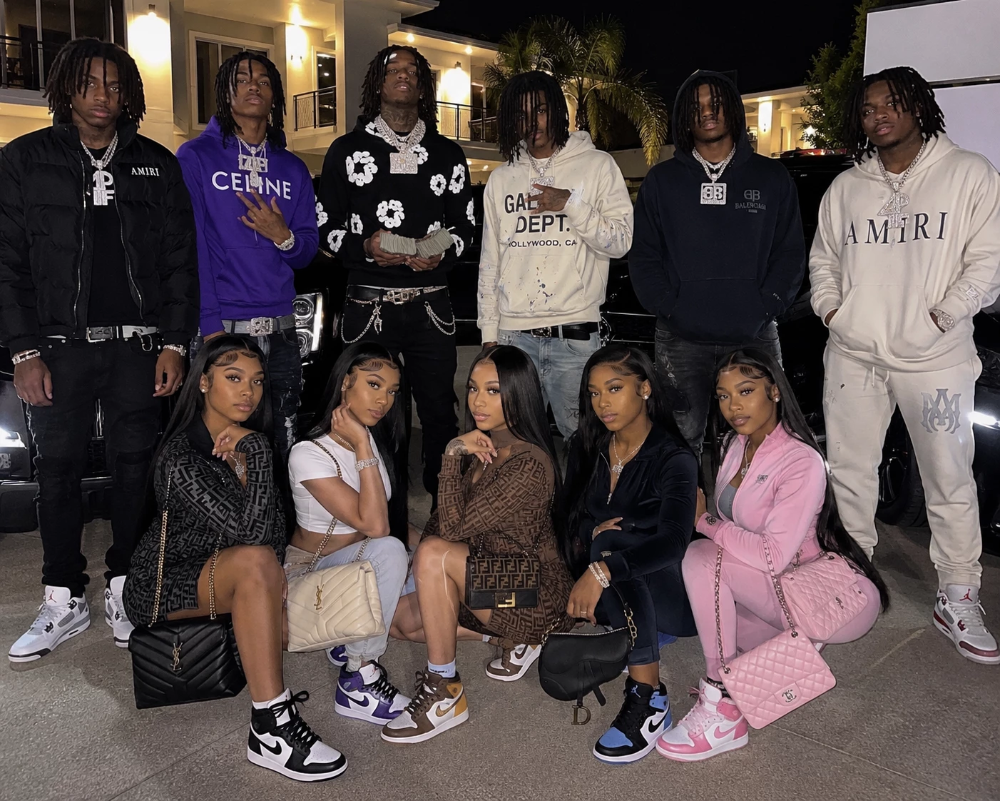 The group chat  thumbnail