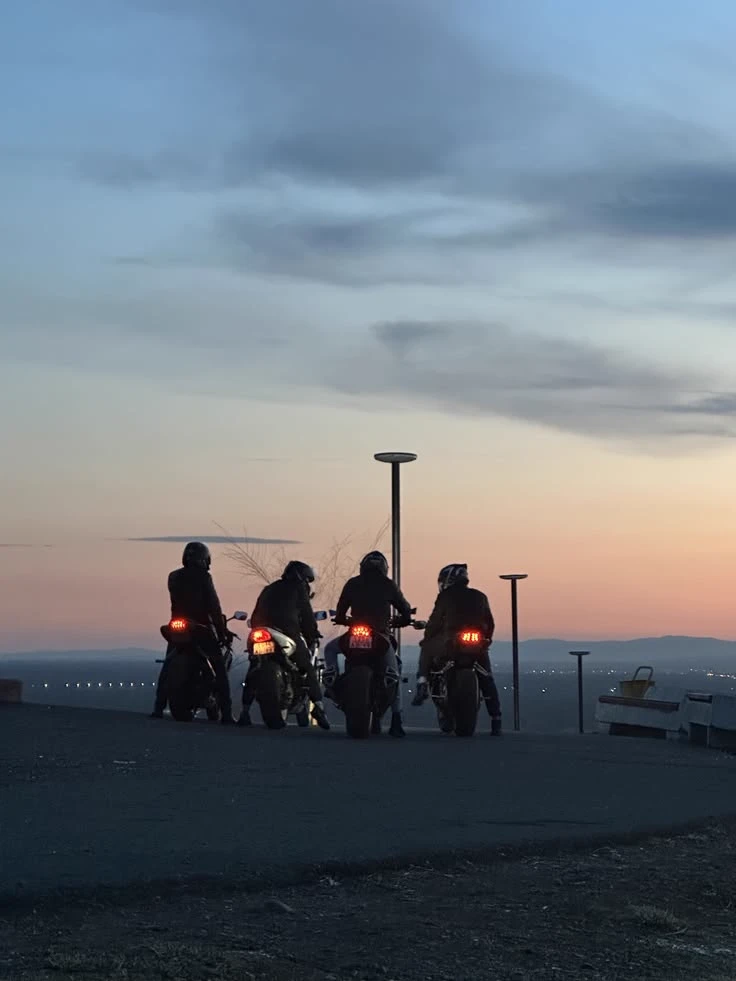 Biker friends thumbnail