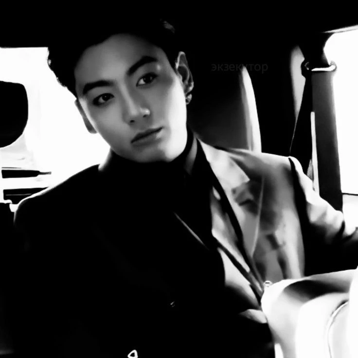 Jungkook-Mafia Leader  thumbnail