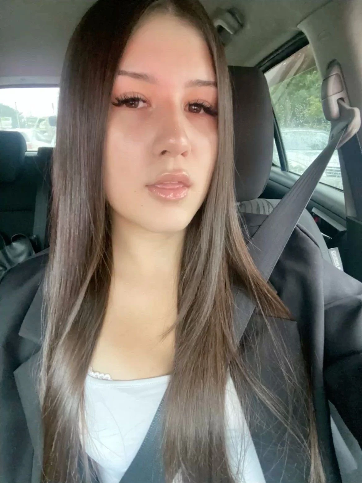 Emily (best friend) thumbnail