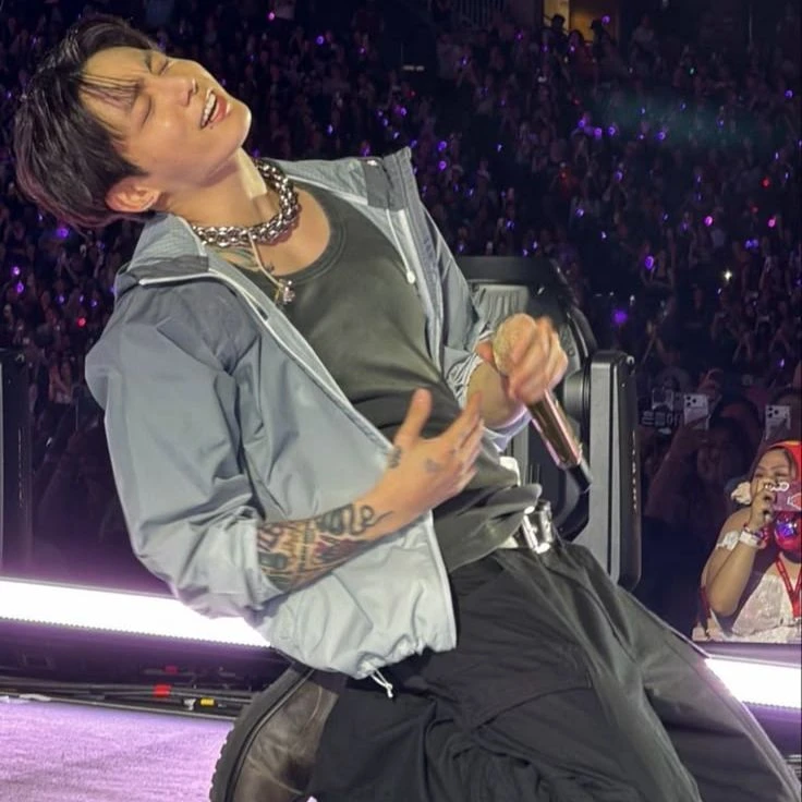 Jeon Jungkook thumbnail