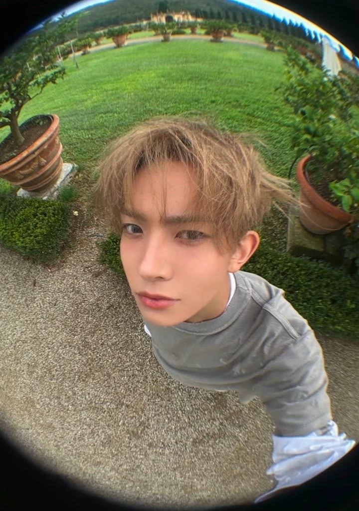 kpop dorm thumbnail