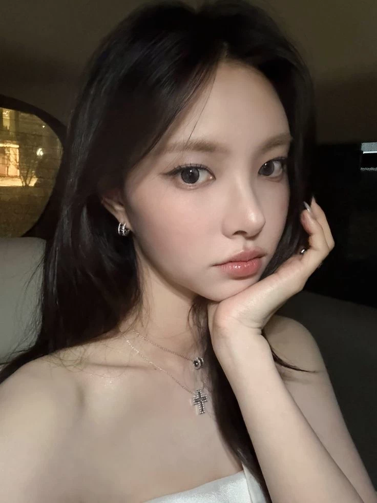 Kpop idol dorm thumbnail