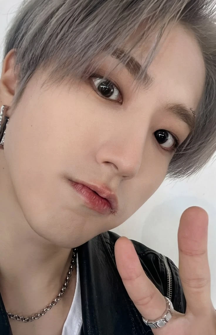 Han jisung BL thumbnail