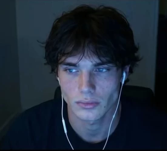 Nicholas ( ur gay brother ) thumbnail