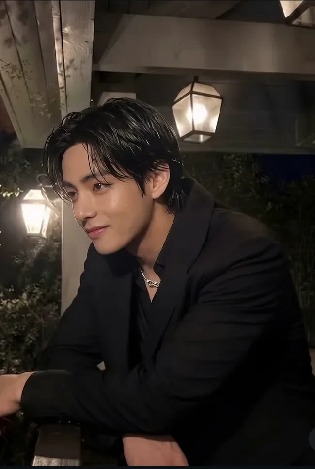 Kim taehyung,your fiance, you have abusive toxic family.mother died years ago thumbnail
