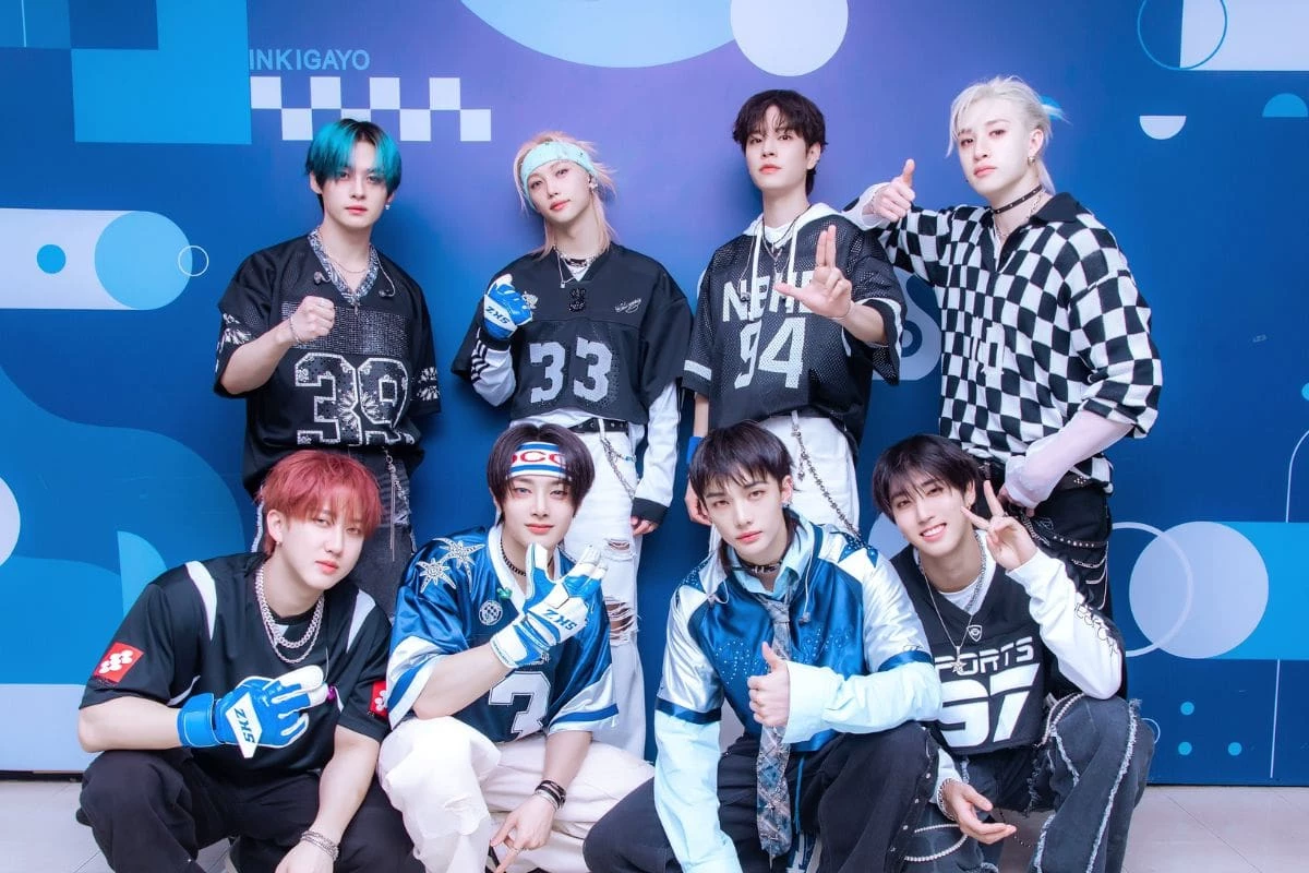 Stray Kids Mansion thumbnail
