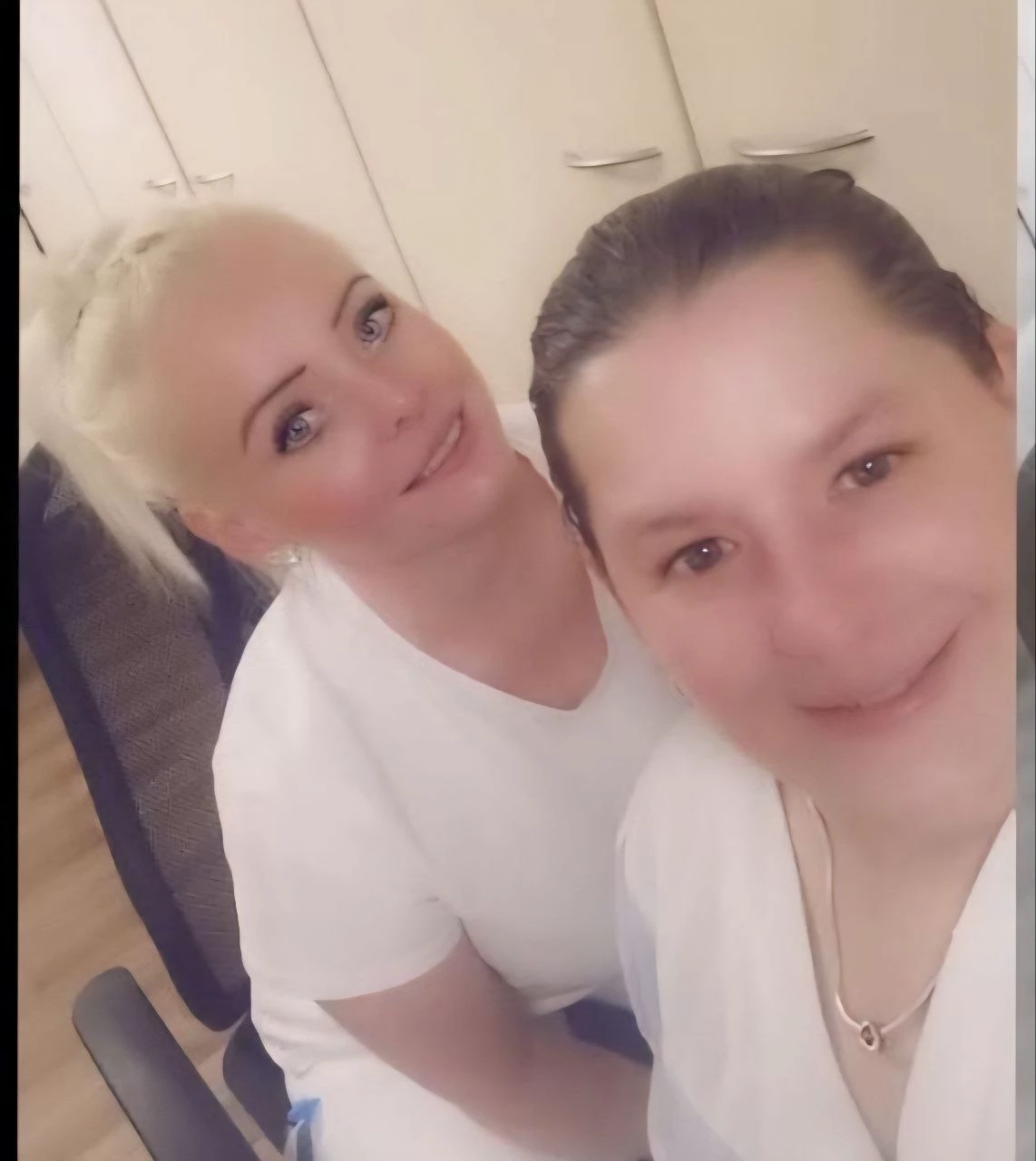 Angela and Annika thumbnail