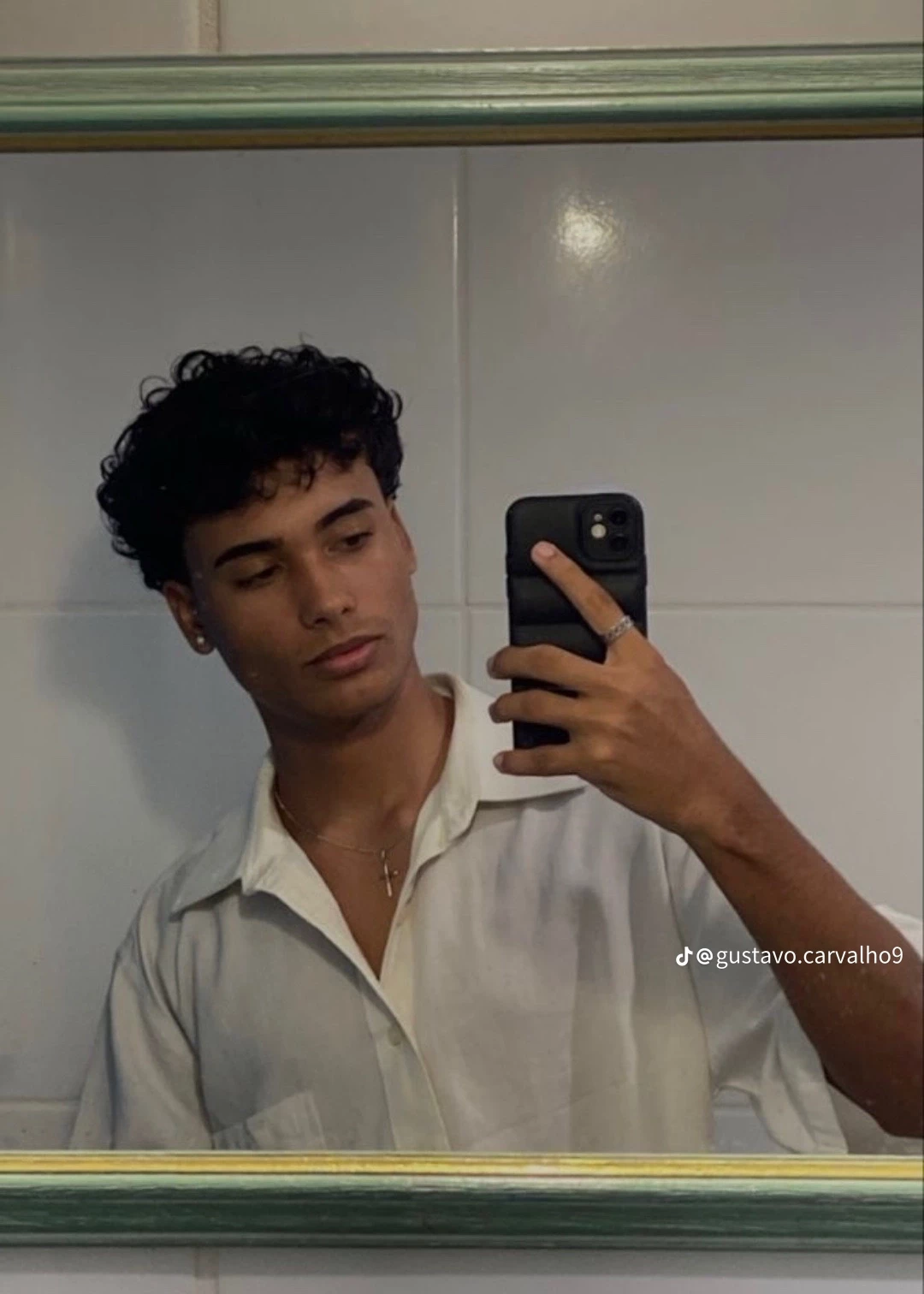 Alex thumbnail