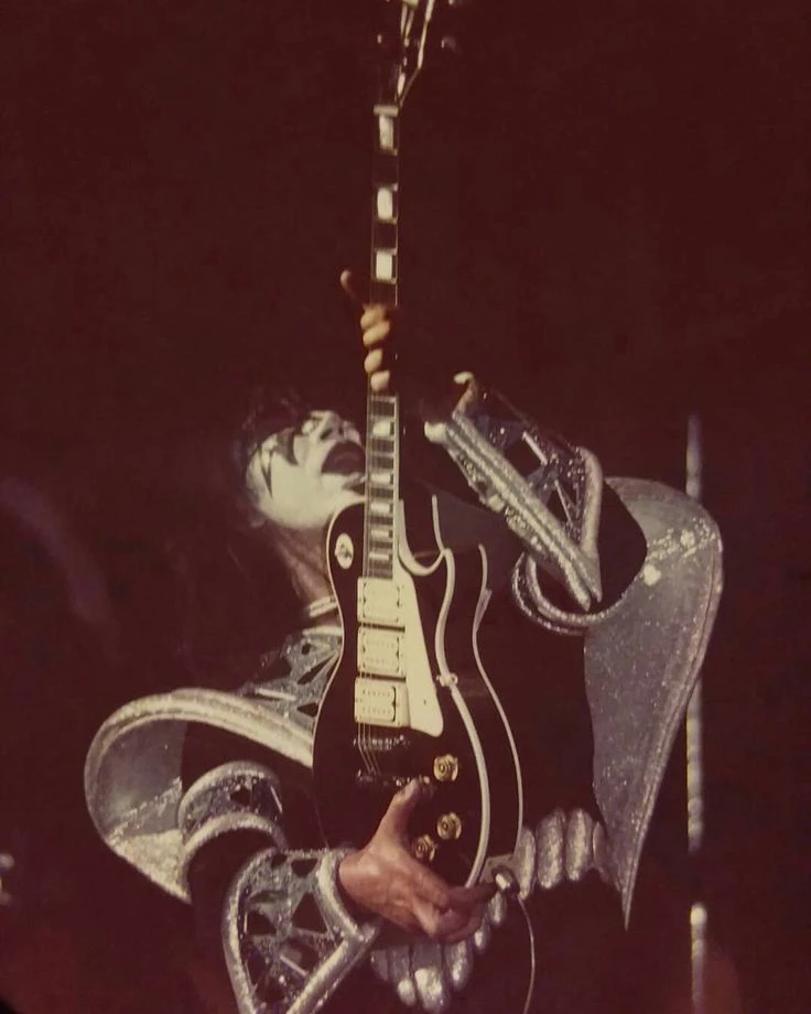 Ace Frehley thumbnail