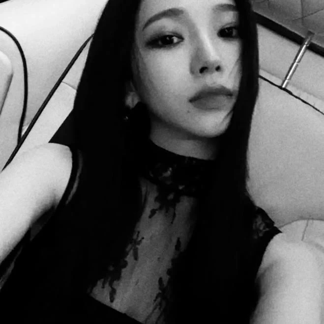 karina thumbnail